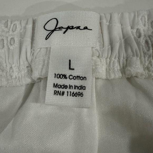 NEW Japna White Eyelet 2-Pce Skirt Set Size L NWOT - Picture 3 of 3